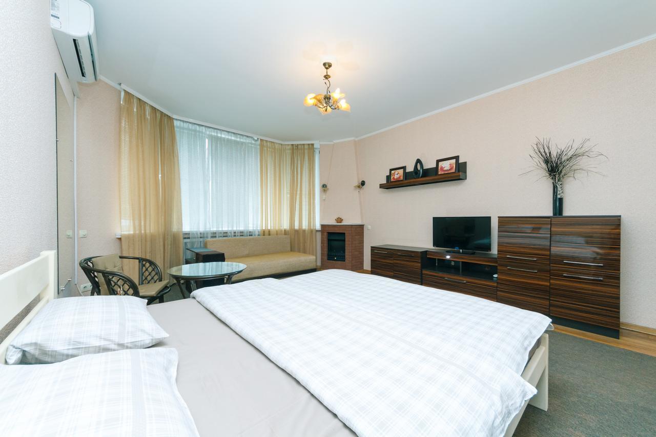 Apartment Poznyaky-Bazhana Kiev Exterior foto